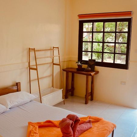 פוארטו גאלרה Amami Beach Resort מראה חיצוני תמונה