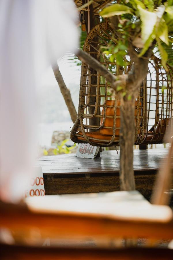 פוארטו גאלרה Amami Beach Resort מראה חיצוני תמונה