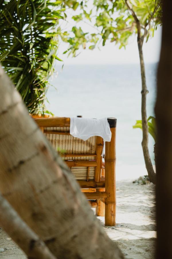 פוארטו גאלרה Amami Beach Resort מראה חיצוני תמונה