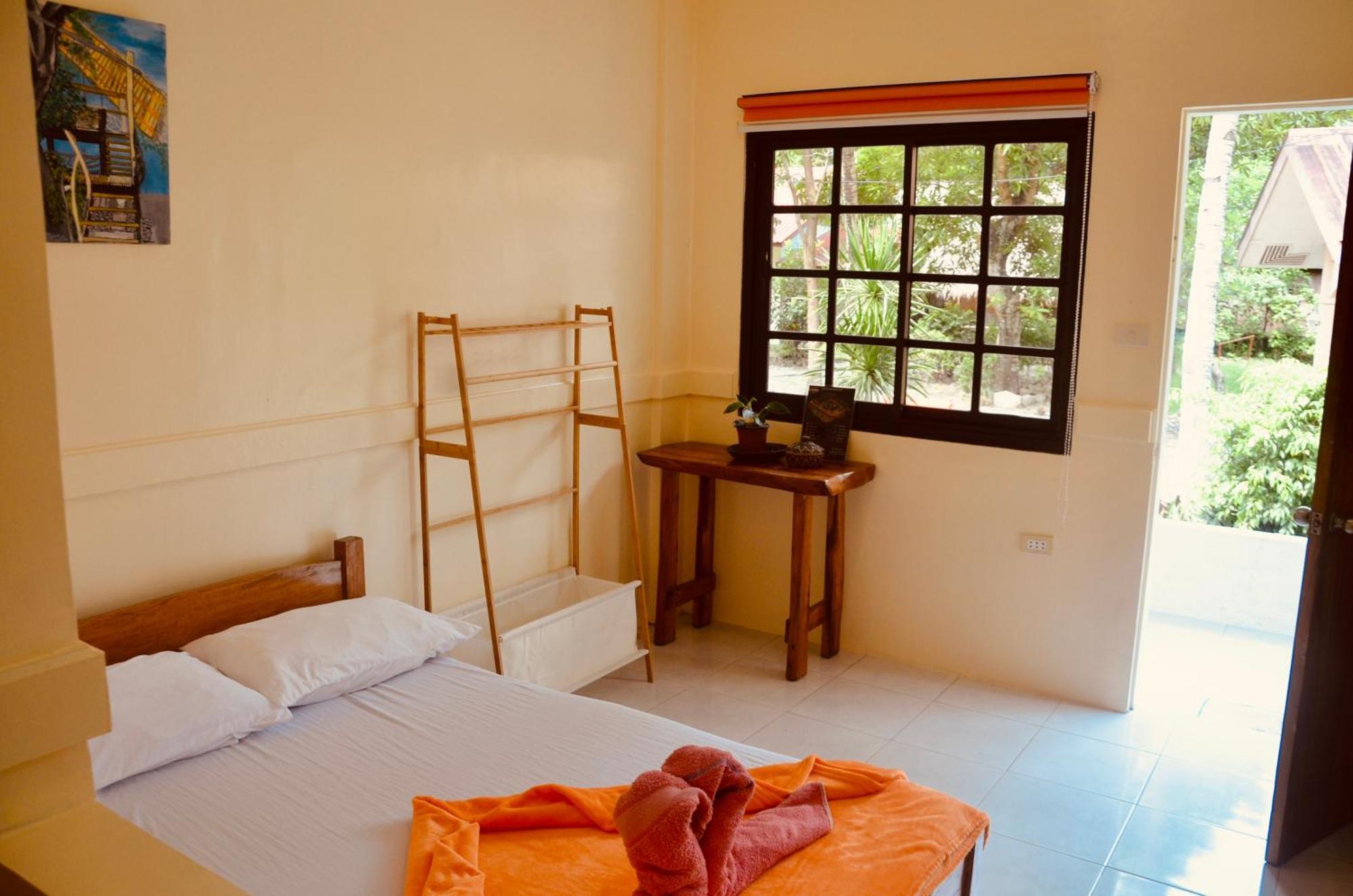 פוארטו גאלרה Amami Beach Resort מראה חיצוני תמונה